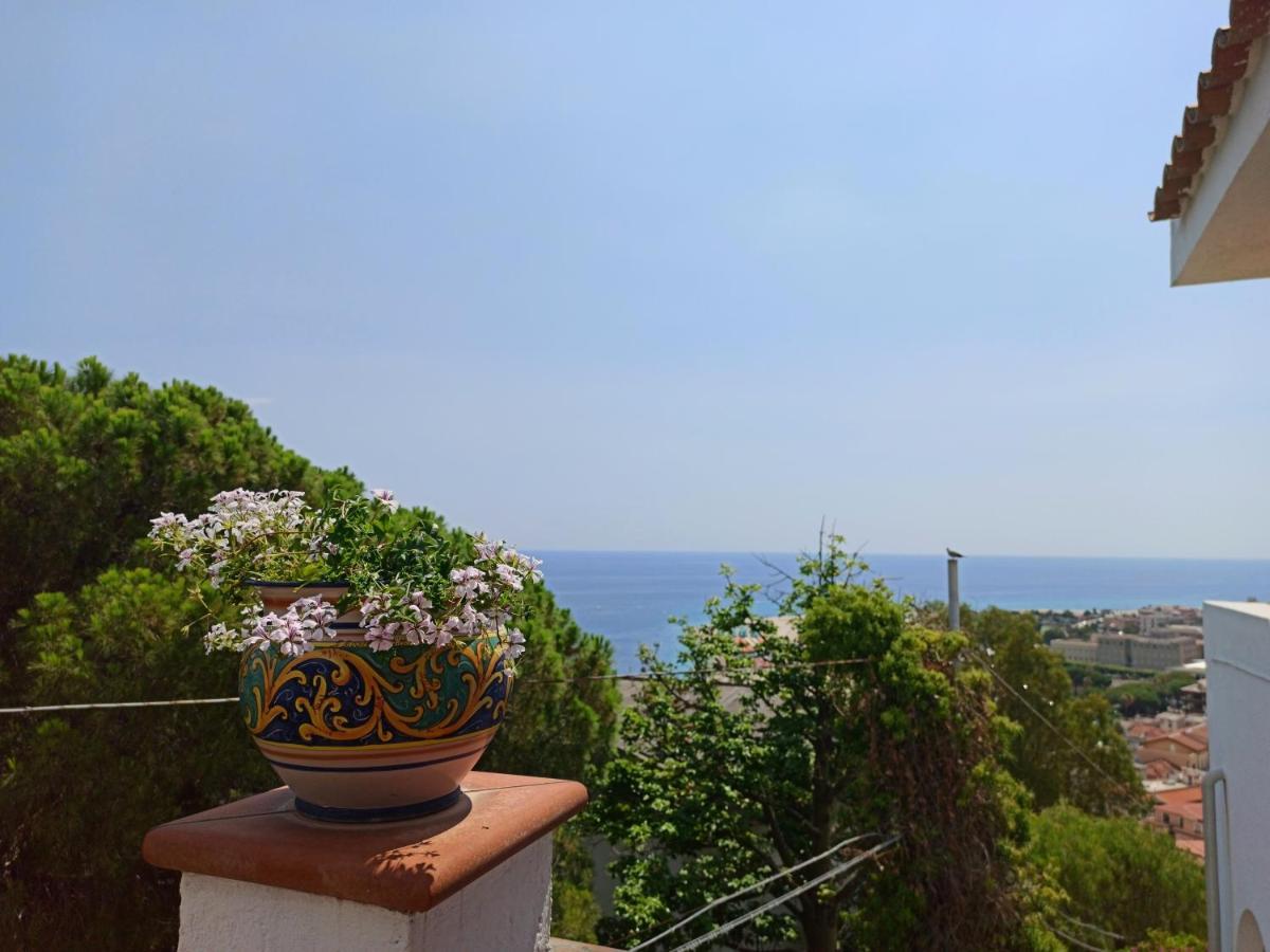 Velalatina Residence B&B Soverato - Camera Maestrale & Camera Tramontana ソヴェラート・マリーナ エクステリア 写真