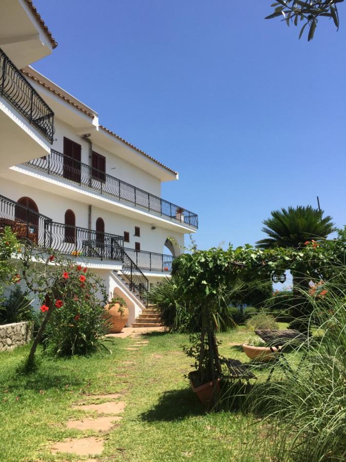 Velalatina Residence B&B Soverato - Camera Maestrale & Camera Tramontana ソヴェラート・マリーナ エクステリア 写真